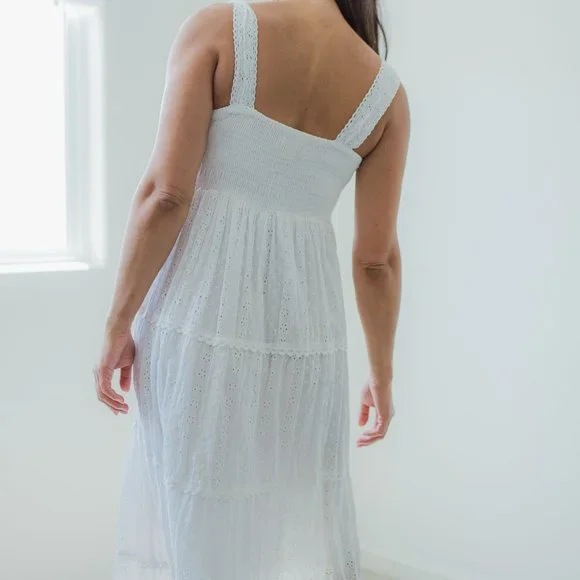 MAGIC WHITE 100% COTTON CROCHET & EYELET FLOWY SLEEVELESS V-NECK MAXI DRESS M - Picture 7 of 9